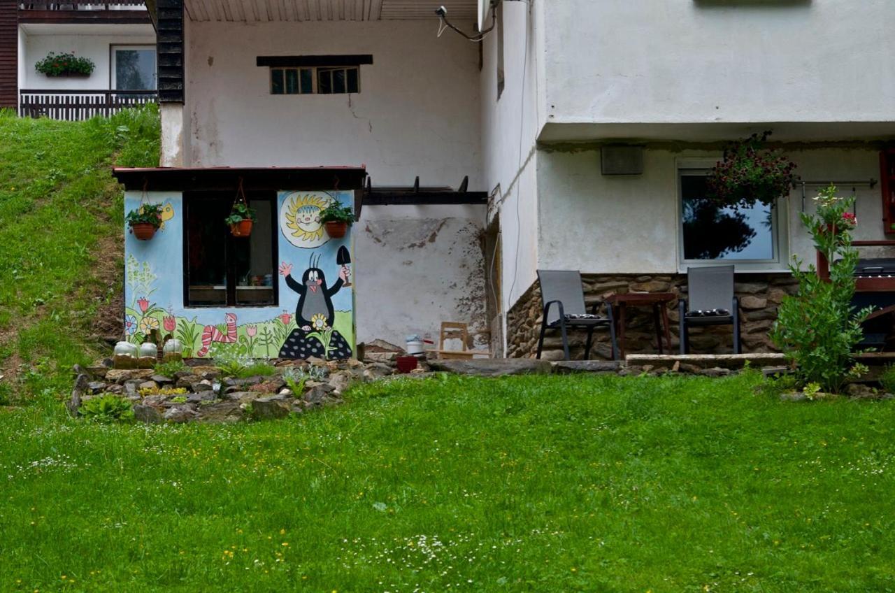 Pension Malá Plan Pec pod Snezkou Esterno foto